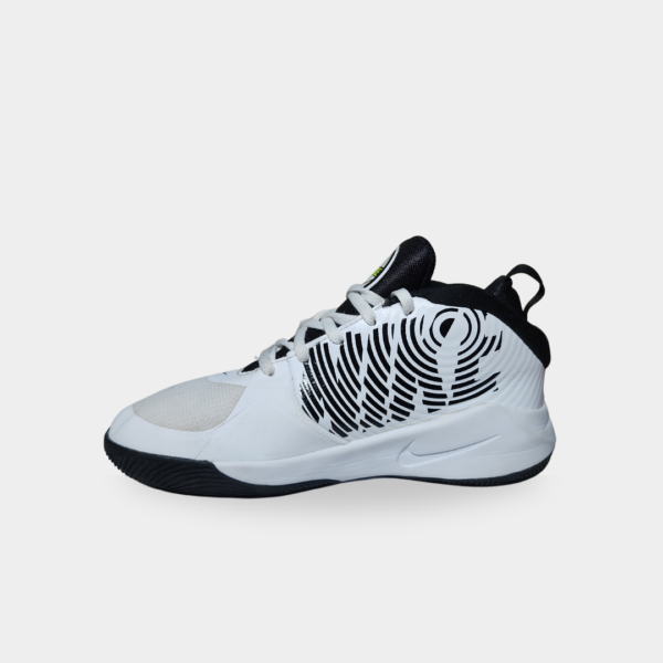 NIKE TEAM HUSTLE D9 - Image 2