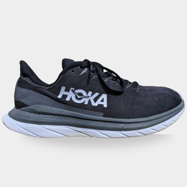 HOKA MACH 4